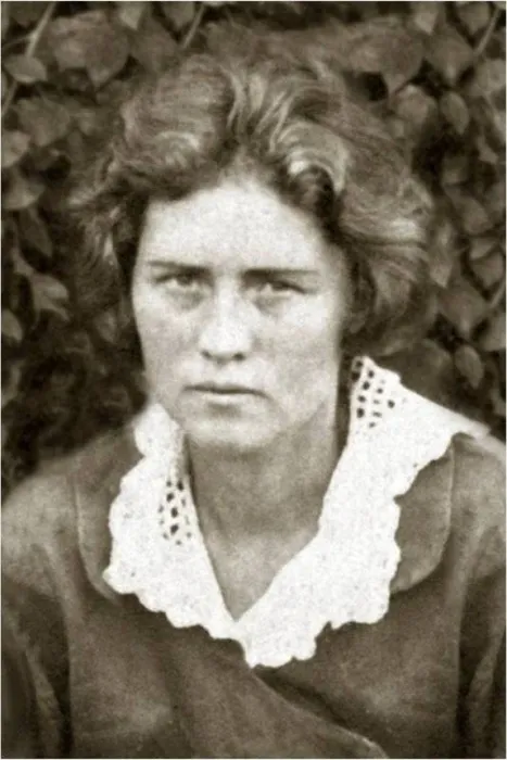 Дочь - Сырчикова (Вилесова) Любовь Петровна, 16.08.1918г. - 07.06.1939г.
